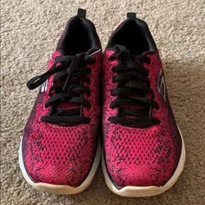 Skechers pink and black lite weight sneakers